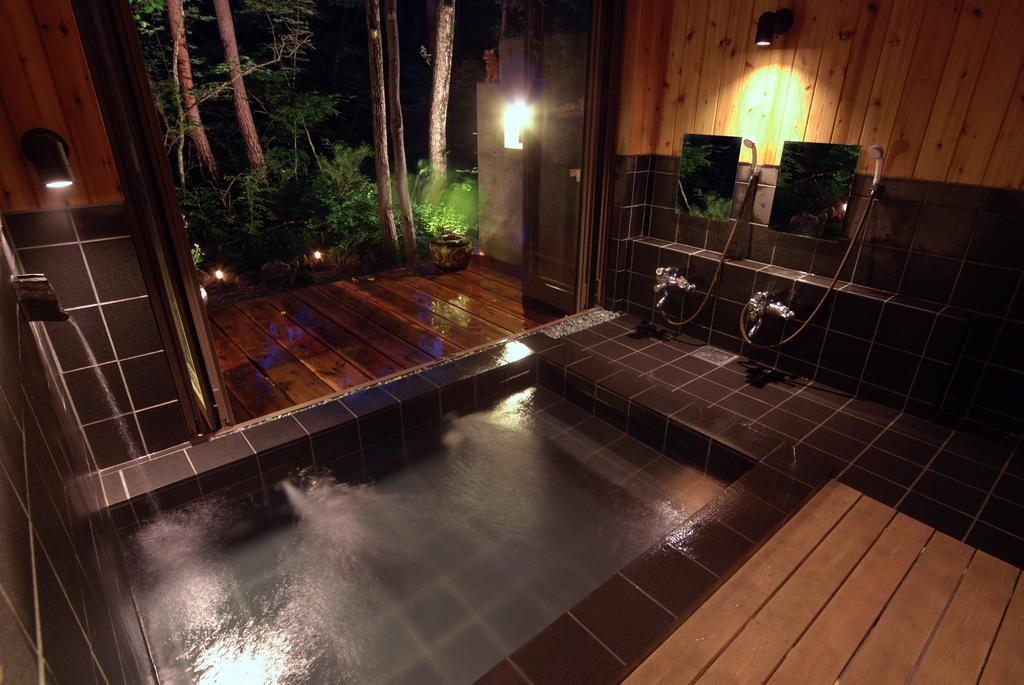 Pension Tomato Hakuba Exterior photo